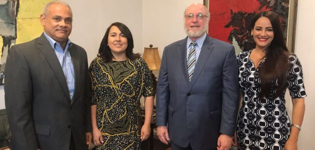 Comisión de Acroarte encabezada por Emelyn Baldera visita ministro de Cultura